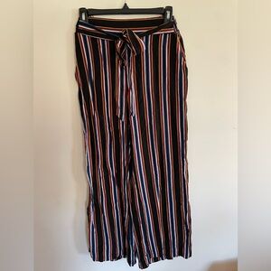 Striped pants with pockets, belt, elastic waist
